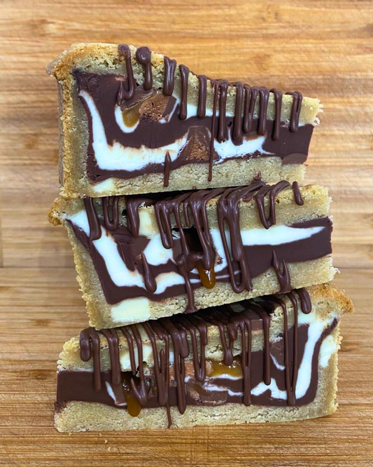 Mars Bar Rolo Cookie Pie
